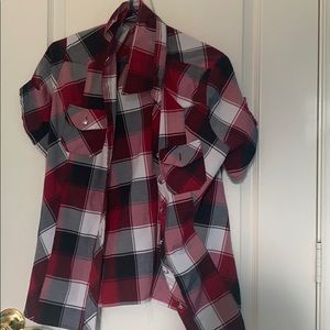 Short sleeved flannel